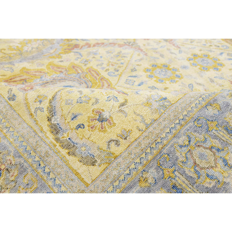 Oriental Area Rug, Rectangle 6' x 9'