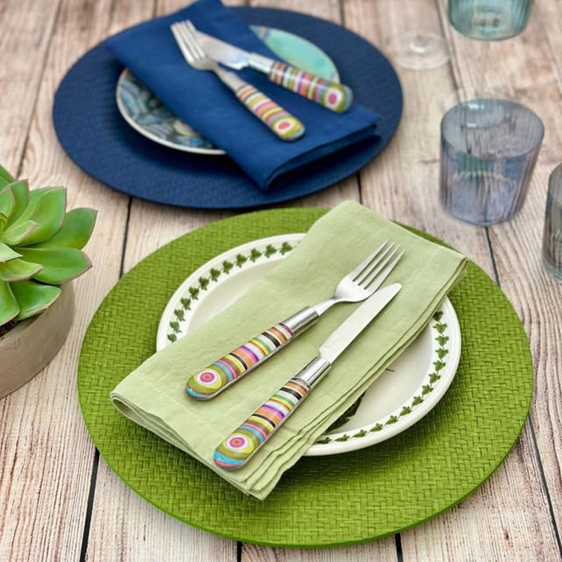 Wicker Vinyl Chargers, Grass