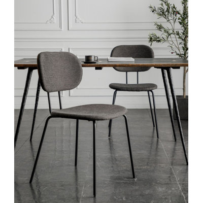 Chaise en bois massif Nordic Retro