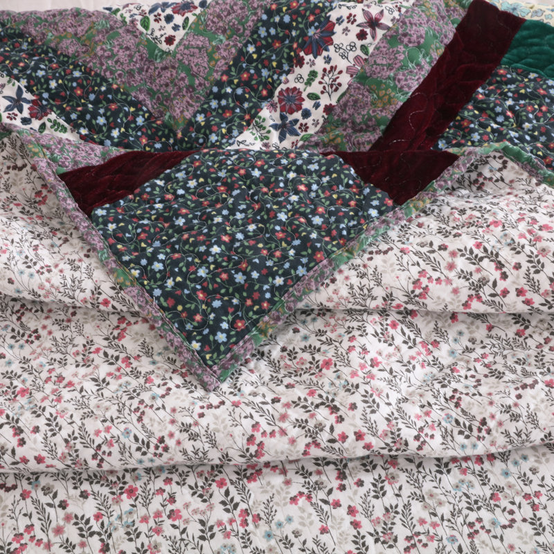 Weldon Cotton Blend Patchwork Quilt, Twin/Twin XL Quilt + 1 Sham