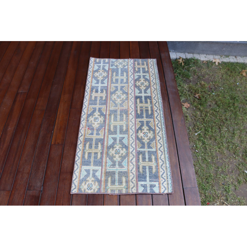 Handwoven Vintage Turkish Kilim Rug With Geometric Tribal Design Ideal For Rustic Floor Mat And Home Decoration In Boho Style
