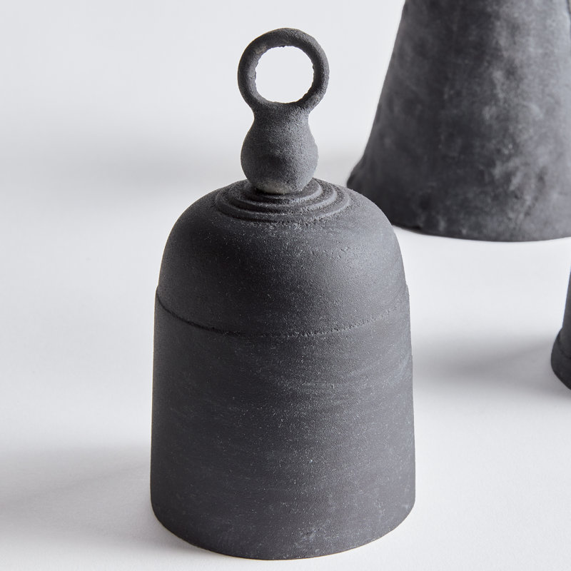 Anyanka Entertainment Bell, Black