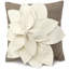 Coussin en laine feutrée à la main - fleur 3D - 20 po-1717150076-1717150078