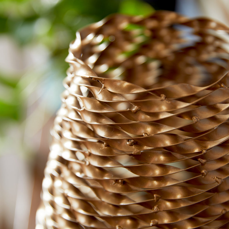 Prolley Metal Table Vase