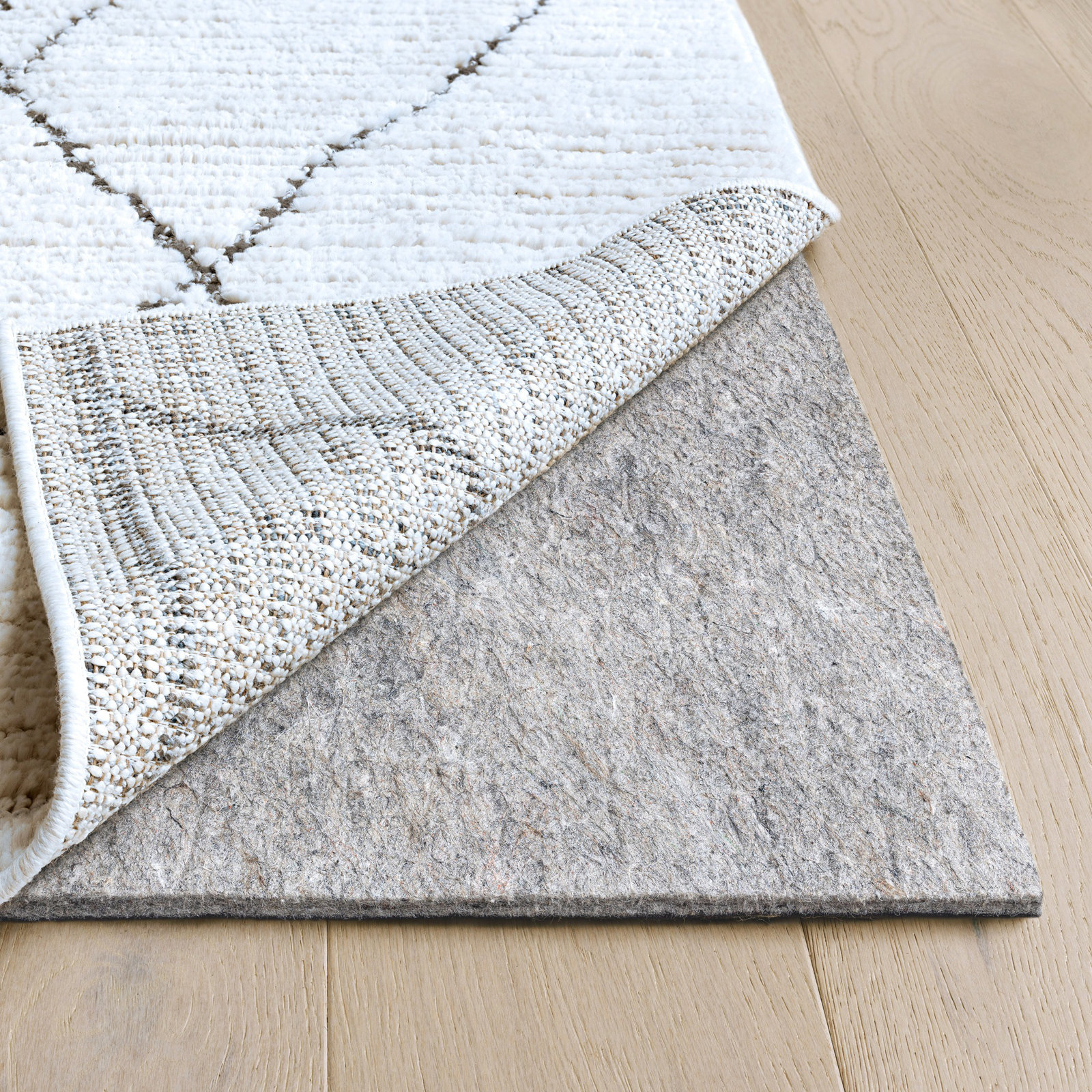 Classic Felt and Rubber Non-Slip Rug Pad, Round 7', 0.25"