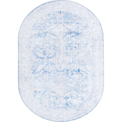 Tapis traditionnel bleu pâle Alush
