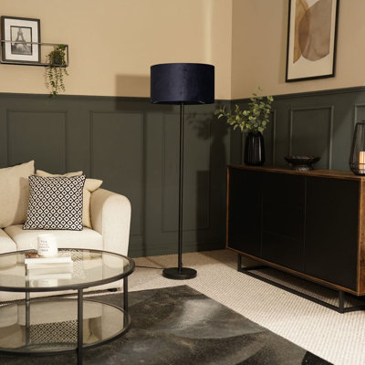 Pearletta Traditional Floor Lamp Set