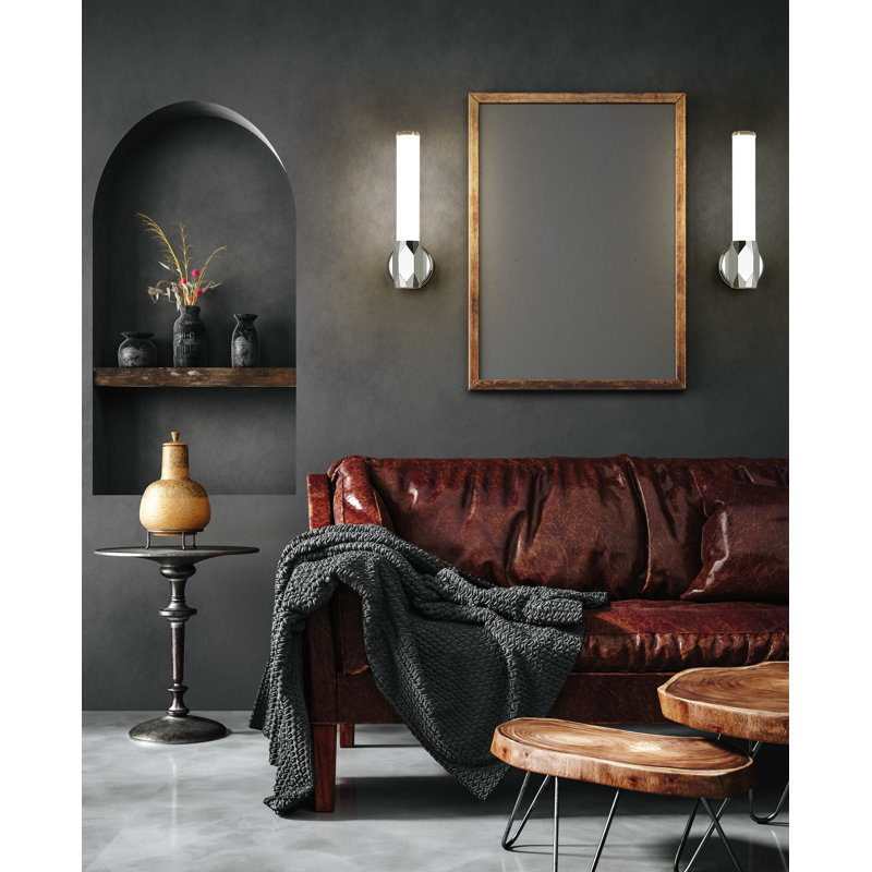 Kito Aluminum LED Wallchiere, Chrome