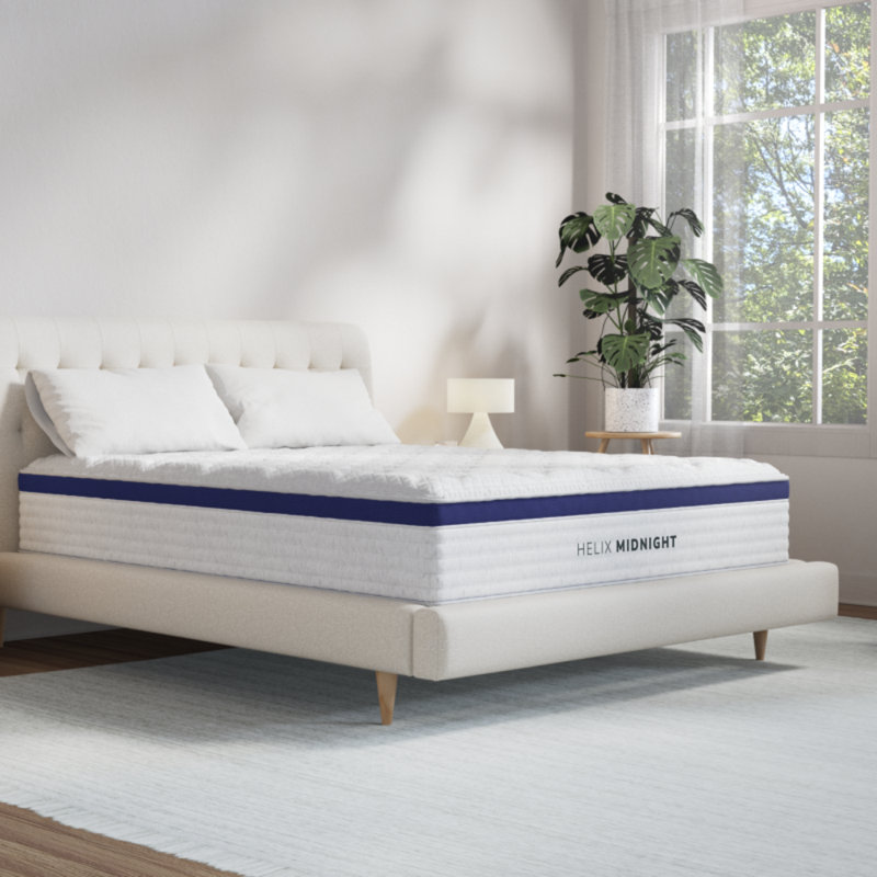 Matelas Helix Midnight avec plateau-coussin GlacioTex, Très grand californien