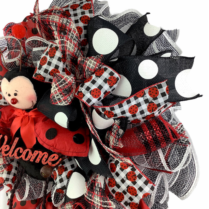 Couronne de coccinelle 17 po