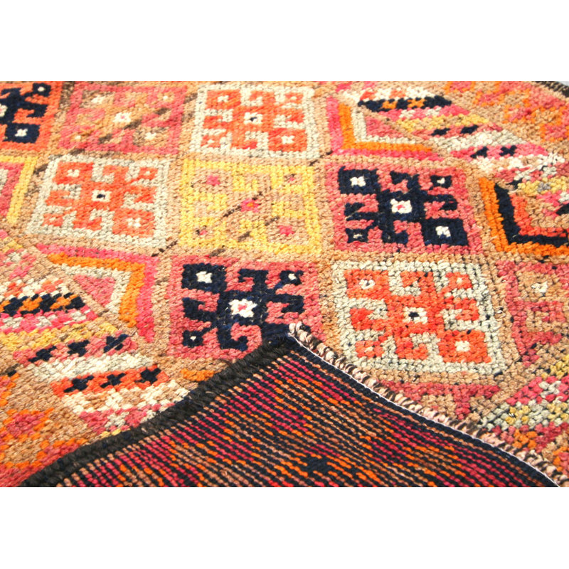 Tapis de couloir unique en laine noué à la main des années 1960 de 2 pi 8 po x 11 pi 3 po en orange / noir / jaune / gris