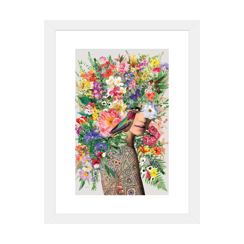 « Antonella » par Ana Paula Hoppe-impression d’art graphique, H 24 po x l 16 po x P 1 po, Papier encadré blanc, Blanc