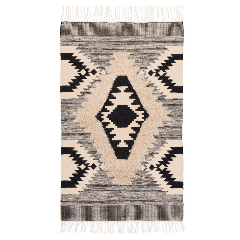 Tapis texturé crème, Rectangle 2 pi 4 po x 4 pi 7 po
