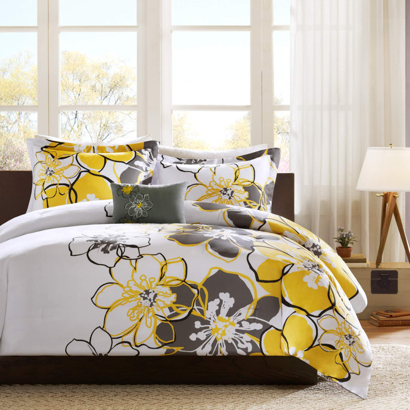 Allison Comforter Set, Full Comforter + 4 Additional Pieces, Yellow