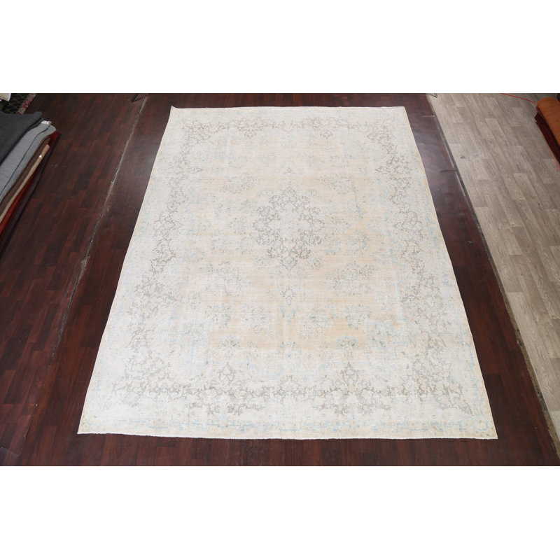 Tapis traditionnel délavé discret 10 x 13