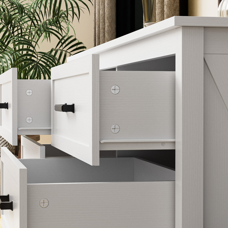 Commode à six tiroirs