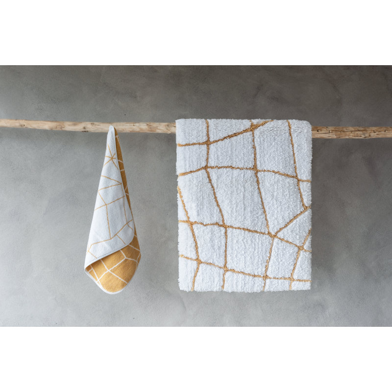 Amalia Hand Towel, White/Gold