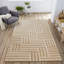 Tapis en polypropylène à motif rayé de couleur beige à motif numérique Noemie-20984407