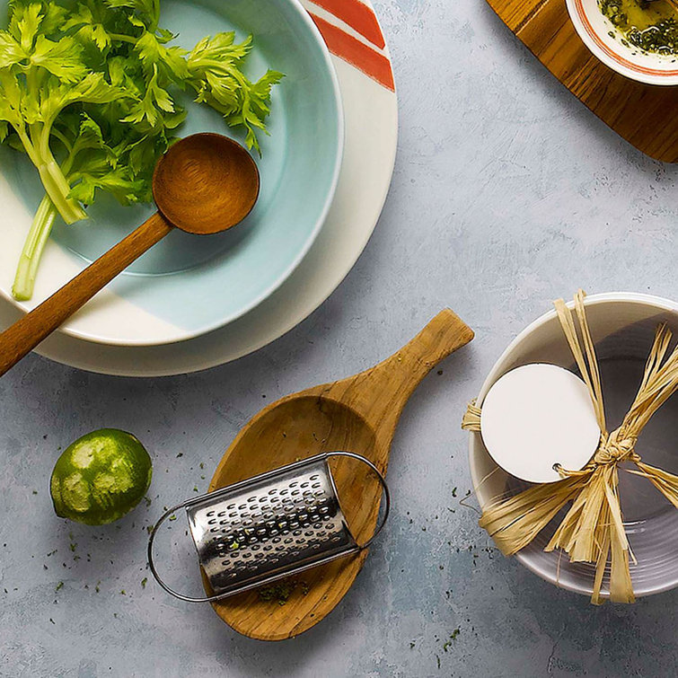 Where to Buy Aesthetic Kitchen Tools and Dinnerware