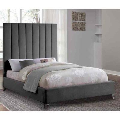 Upholstered Velvet Bed