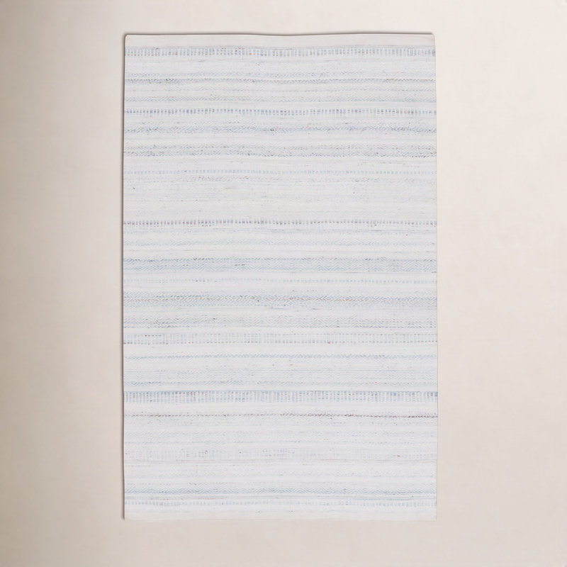 Finian Geometric Indoor / Outdoor Rug, Rectangle 2' x 3'