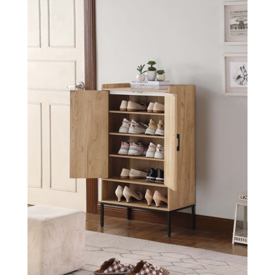Range-chaussures avec portes en rotin