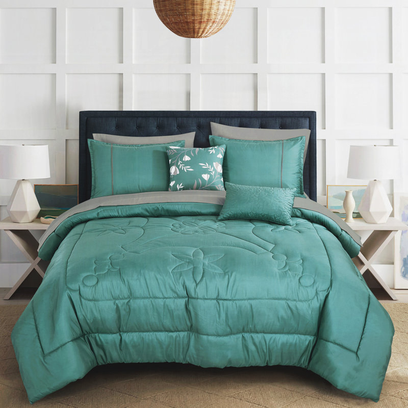9-Piece King Comforter Set With Solid Color Design, Soft Microfiber, 100% Polyester, All-Season Bedding Collection, Green
