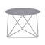 Élégante table de bout en métal avec un design géométrique pour les intérieurs modernes