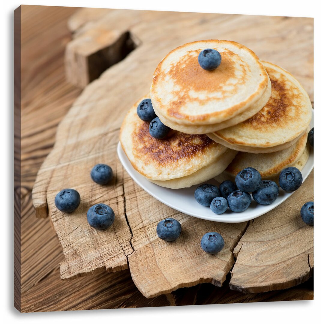 Leinwandbild Pancakes mit Blaubeeren