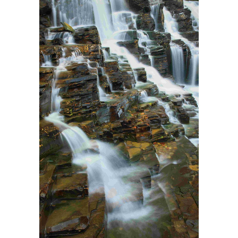 Chutes sur Mcdonald Creek, H 18 po x l 12 po, Non, Toile tendue