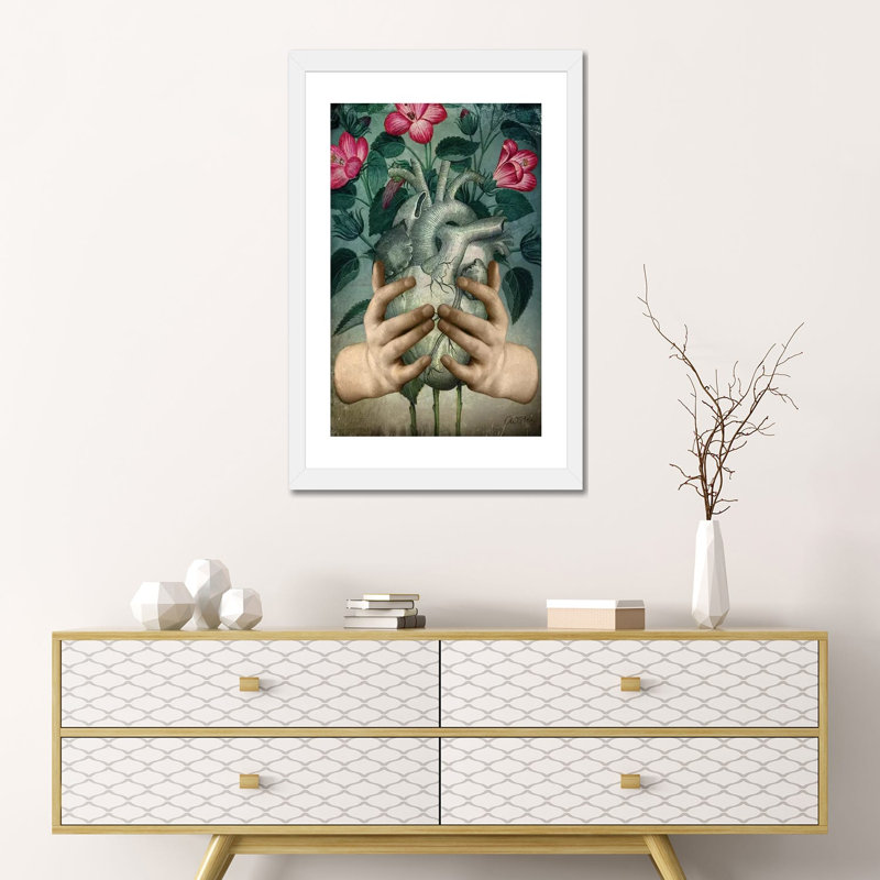 «A Green Heart» par Catrin Welz-Stein - impression d'art graphique, H 24 po x l 16 po x P 1 po, Papier encadré blanc, Blanc