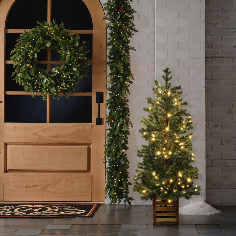 Sapin de Noël artificiel vert dense pré-illuminé de 1,20 m dans un pot en bois rustique