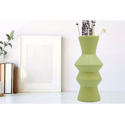 Cookinson Ceramic Table Vase