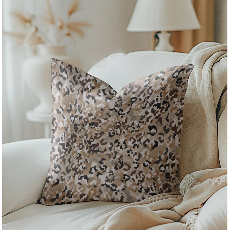 Housse de coussin châtaignier brun et beige léopard, H 15 po x l 15 po