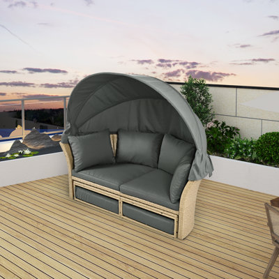 71.7'' Wicker Outdoor Patio Daybed