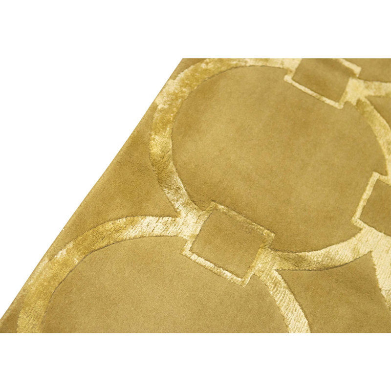 Hand Knotted Area Rug in Amber