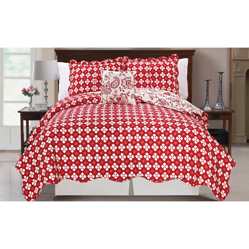 Polyester Floral Coverlet with Pillow Shams, Queen, Red
