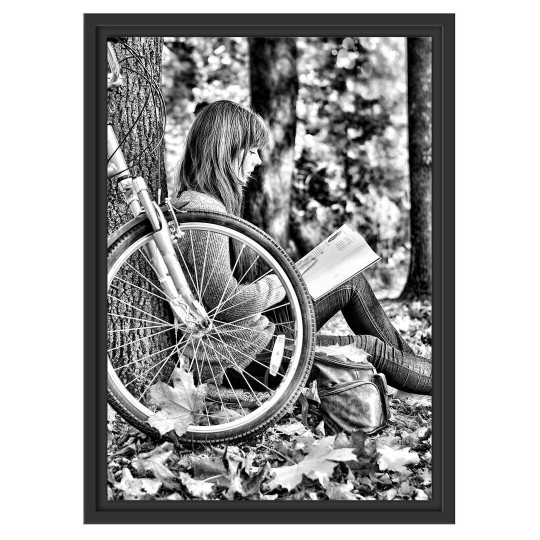 Gerahmtes Wandbild Teenager Girl with Bike