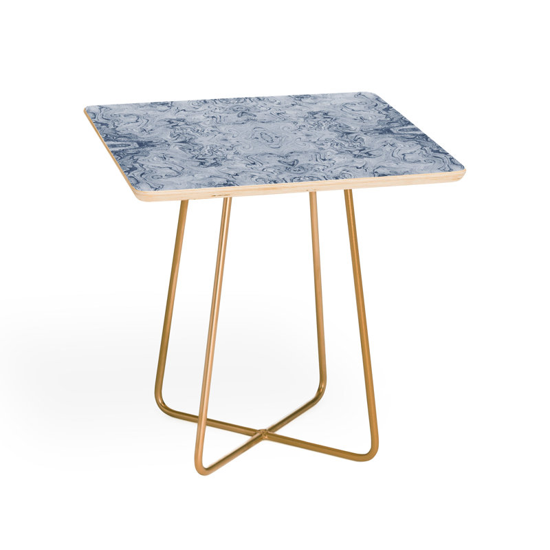 Table de bout à pieds croisés