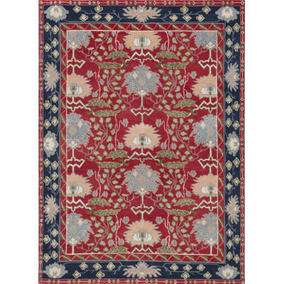 Sultana Wool Oriental Area Rug in Red/Navy/Green/Beige