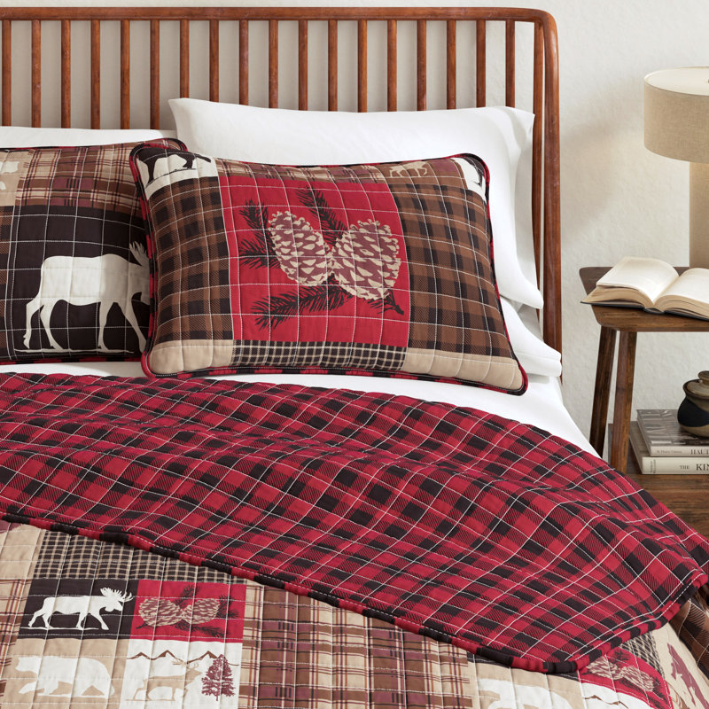 Lodge Woodland and Patchwork Reversible Microfiber Quilt Set, Hemlock Red/Brown Nature, King/California King Quilt + 2 Shams