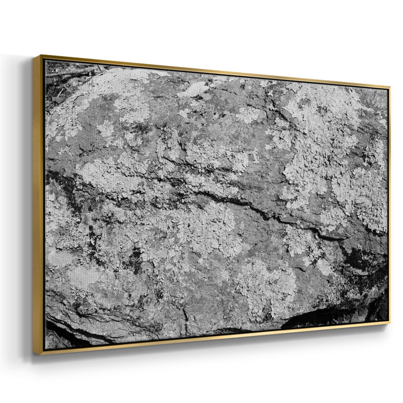 Found Textures seize, toile encadrée de qualité supérieure - prête à être accrochée, H 25 po x l 37 po x P 2 po