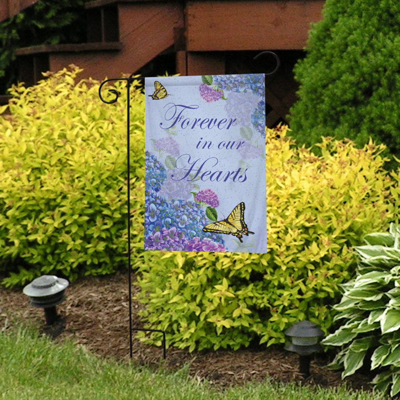Drapeau de jardin Forever In Our Hearts