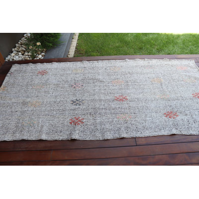 Handmade Vintage Turkish Kilim Area Rug With Traditional Pattern for Home Decor