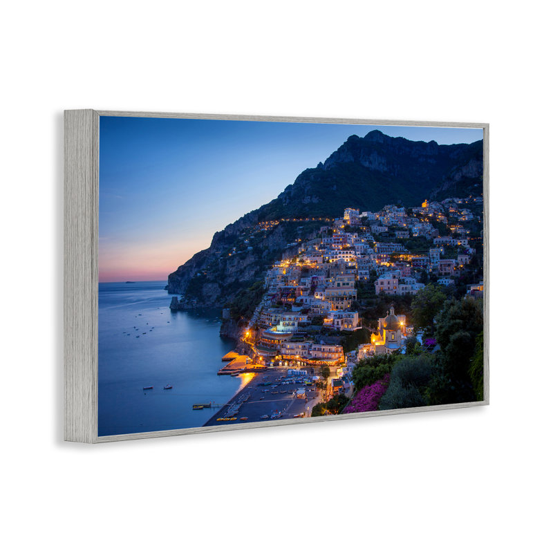  «Vivid Coastal City», estampe numérique par Danita Delimont, H 16 po x l 24 po, Estampe numérique Farmhouse