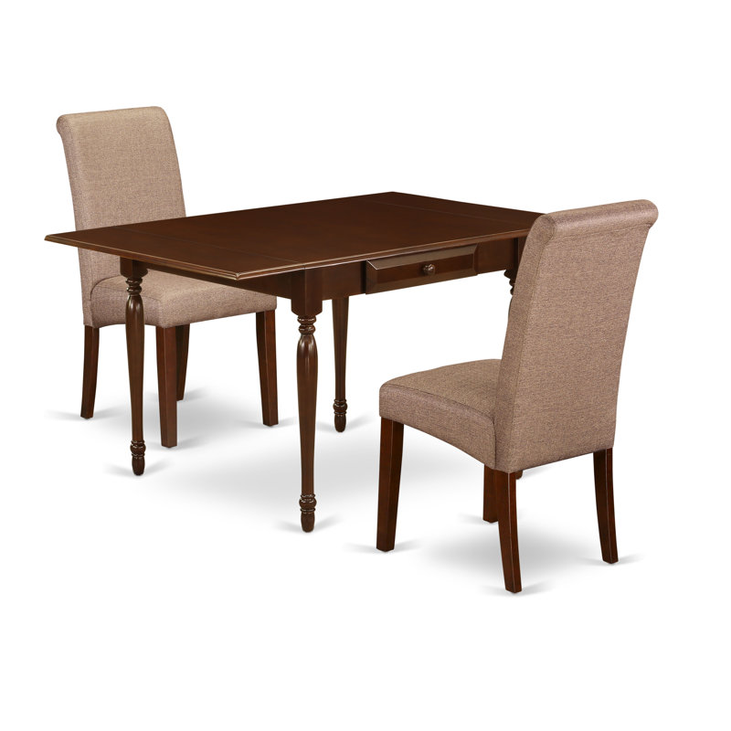 L'ensemble de salle à manger 3 pièces contient une table de salle à manger rectangulaire avec Dropleaf et 2 chaises Parson rembourrées en tissu brun, acajou