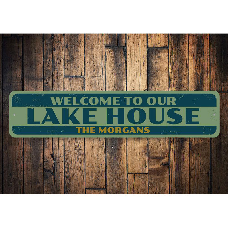Ancienne enseigne en aluminium Old Lake House, H 4 po x l 18 po x P 0,04 po
