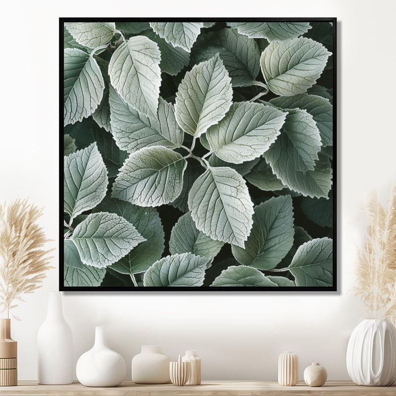 Frosted Leaves II - feuilles, art mural, Impression encadrée flottante, Noir, noir, noir, noir, H 16 po x l 16 po