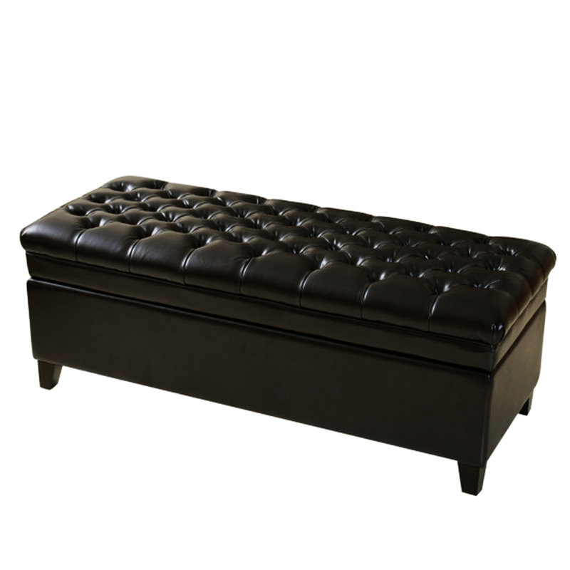 Cuir avec une assise confortable et un compartiment de rangement spacieux pour une finition