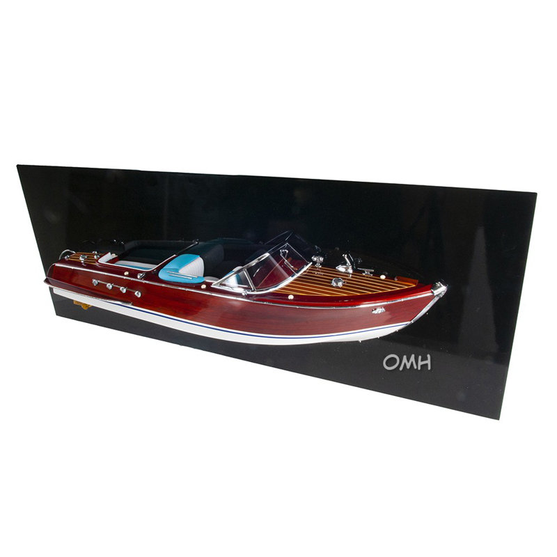 Livorno Riva Aquarama demi-coque